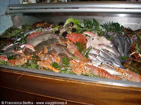 La vetrina del pesce presso il Ristorante Da Maiuccia di Vigevano
