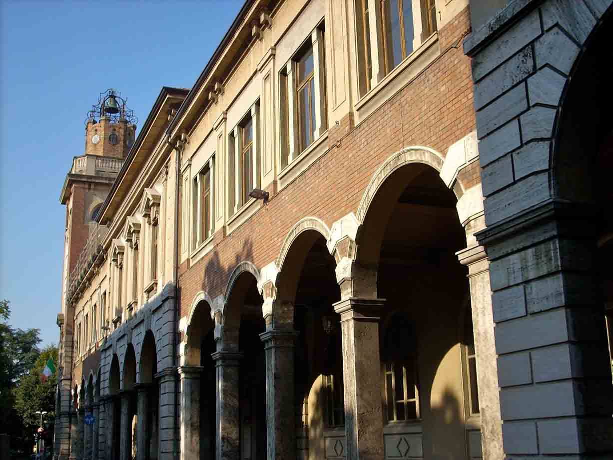 Portici nel centro di Voghera