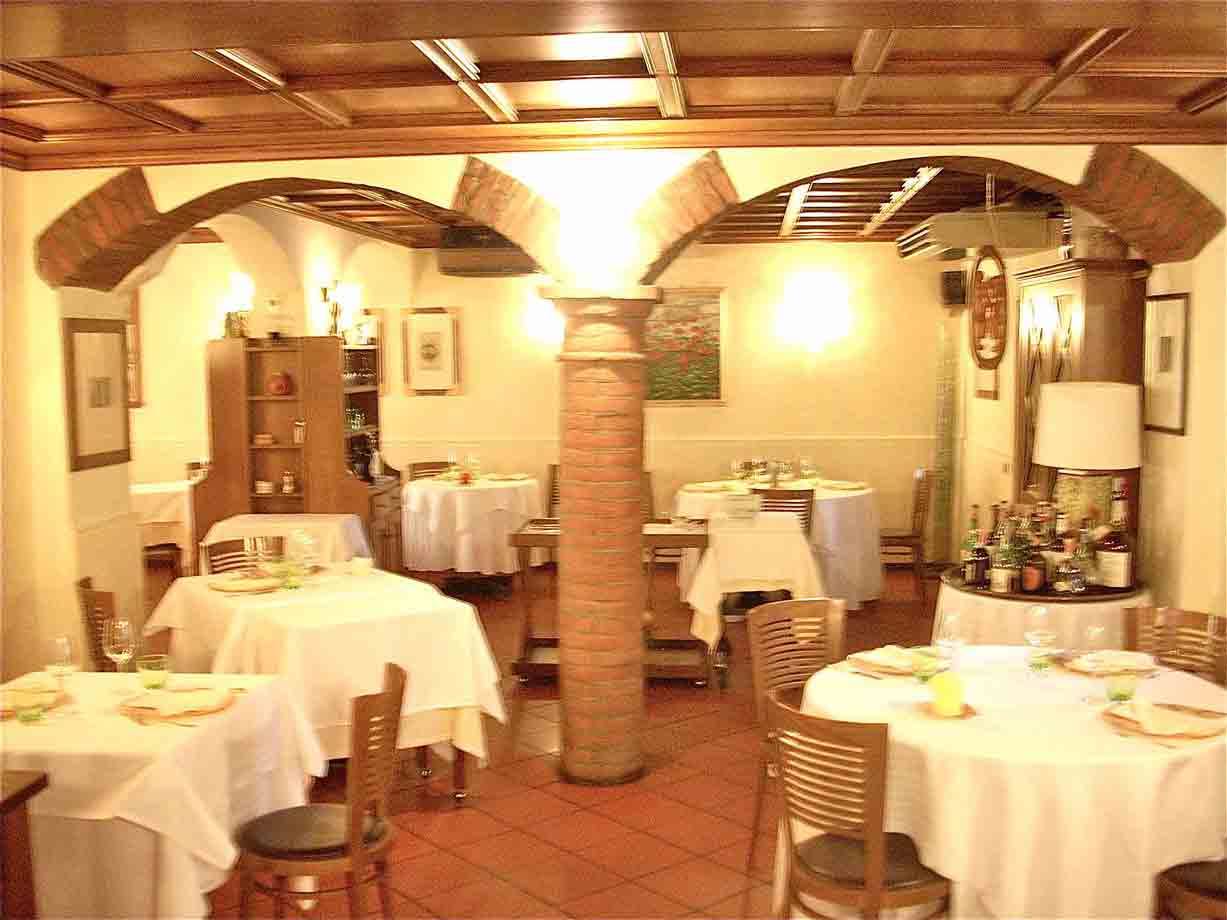 La sala più antica della Trattoria Colonna