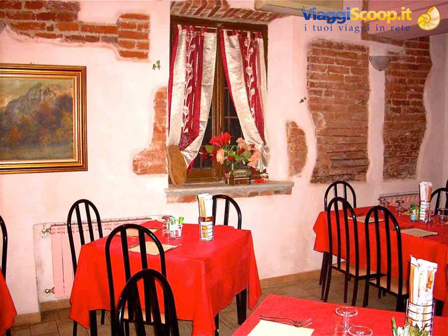 Nella sala dell'Albergo Ristorante Milano