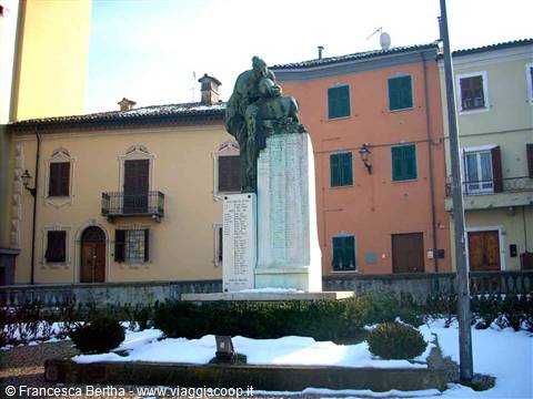 Il Monumento ai Caduti