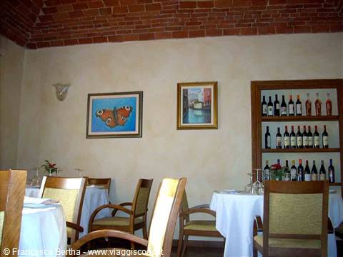 Nelle sale del Ristorante Villa Roma