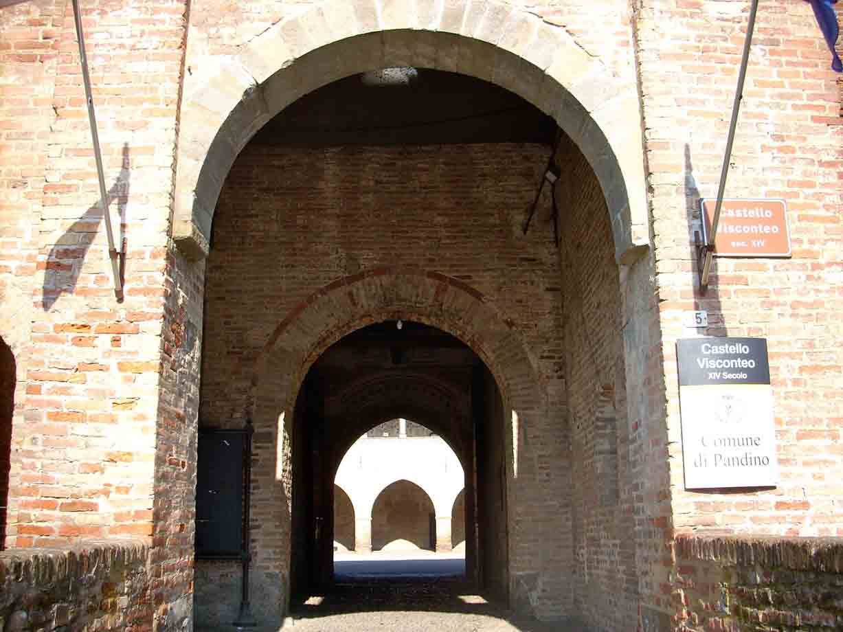 L'entrata del Castello