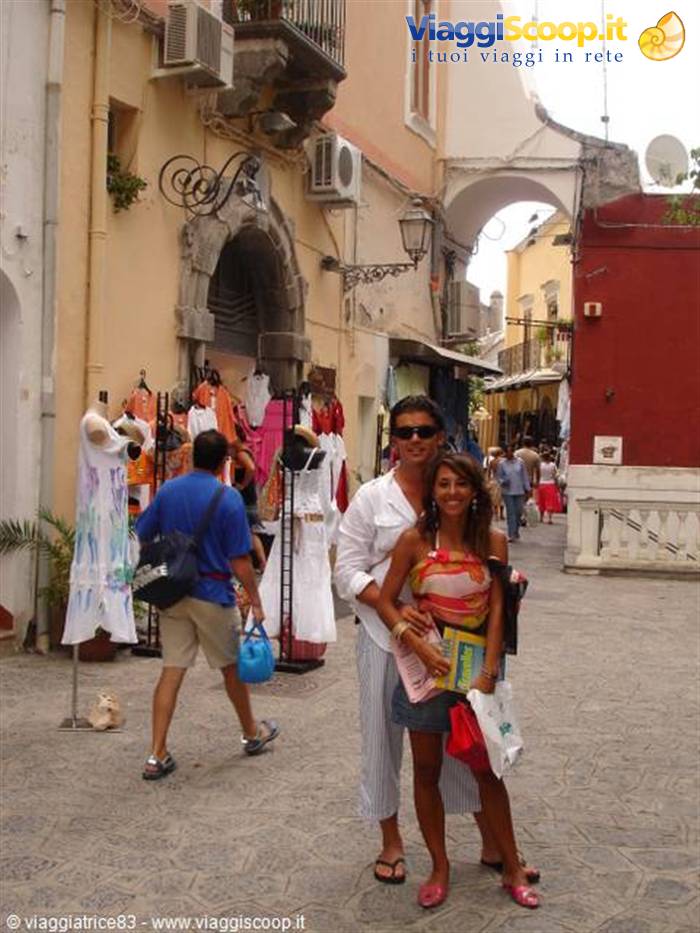 tra le vie di .. Positano