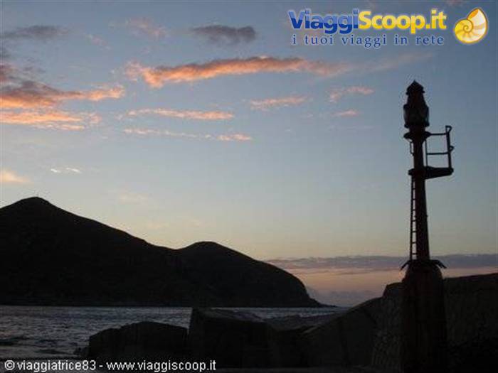 Tramonto al port di Favignana