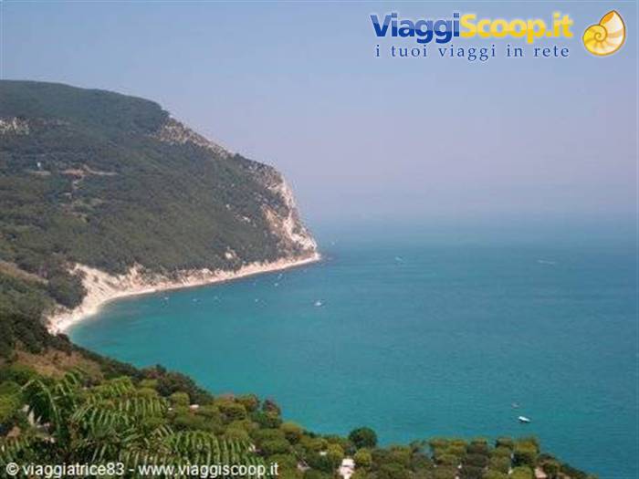 Riviera del Conero -- veduta da Sirolo 