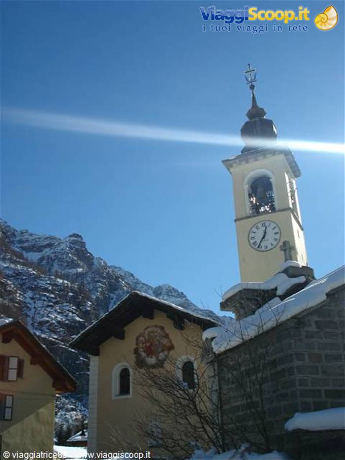 Chiesa della S.S Trinità a Gressoney la Trinité