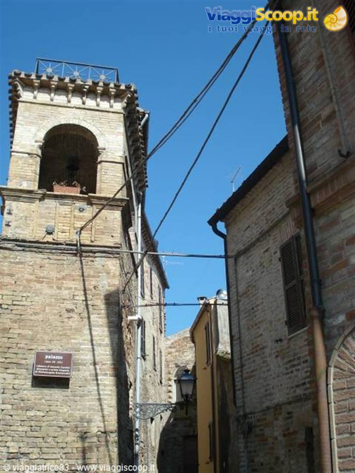 Palazzo Sec XV-XVI Dimora di Ascanio Condivi discepolo di Michelangelo Buonarroti