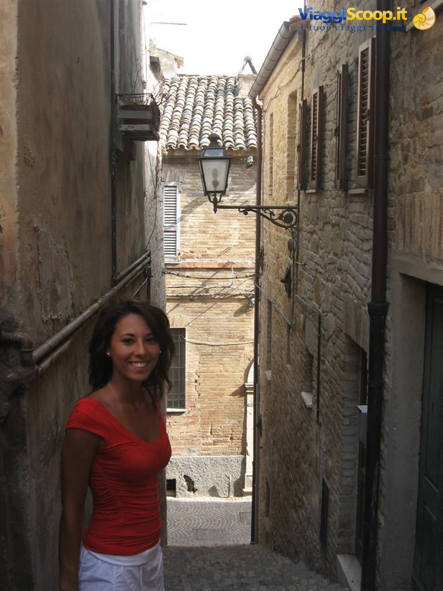 Tra le stradine strette di Acquaviva