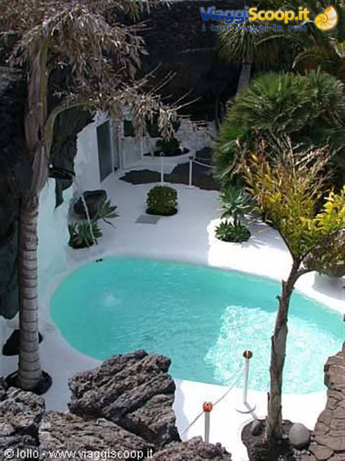 piscina c. manrique