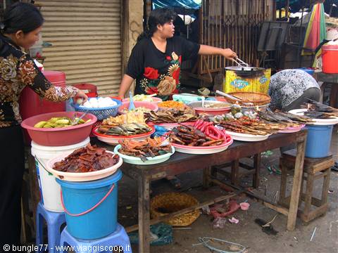 14 - Kratie - Mercato 2