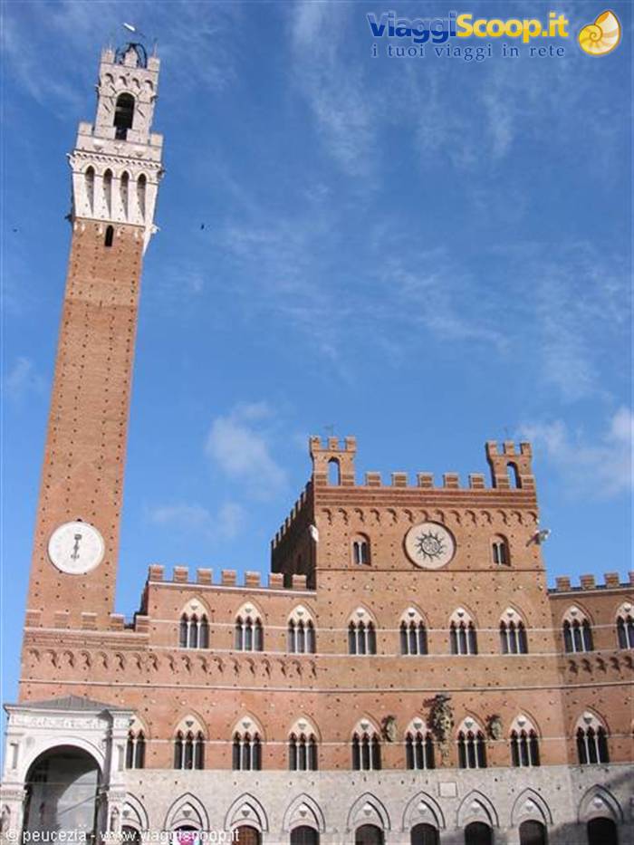 ancora la Torre del Mangia
