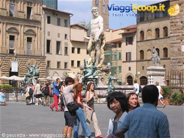 PIAZZA DELLA SIGNORIA