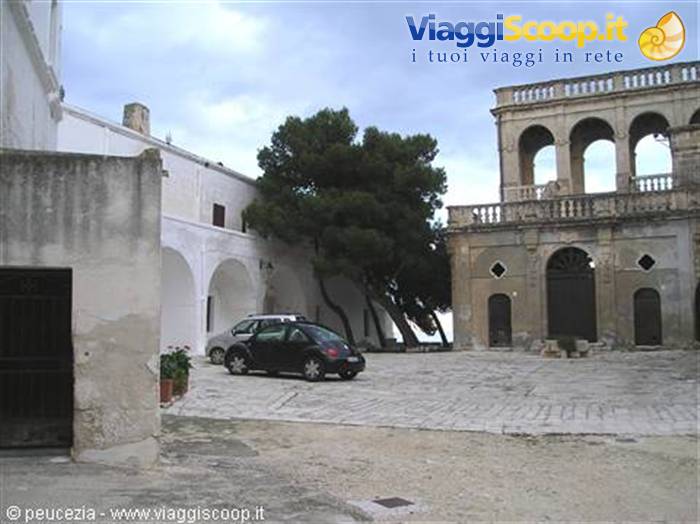 il cortile interno del monastero