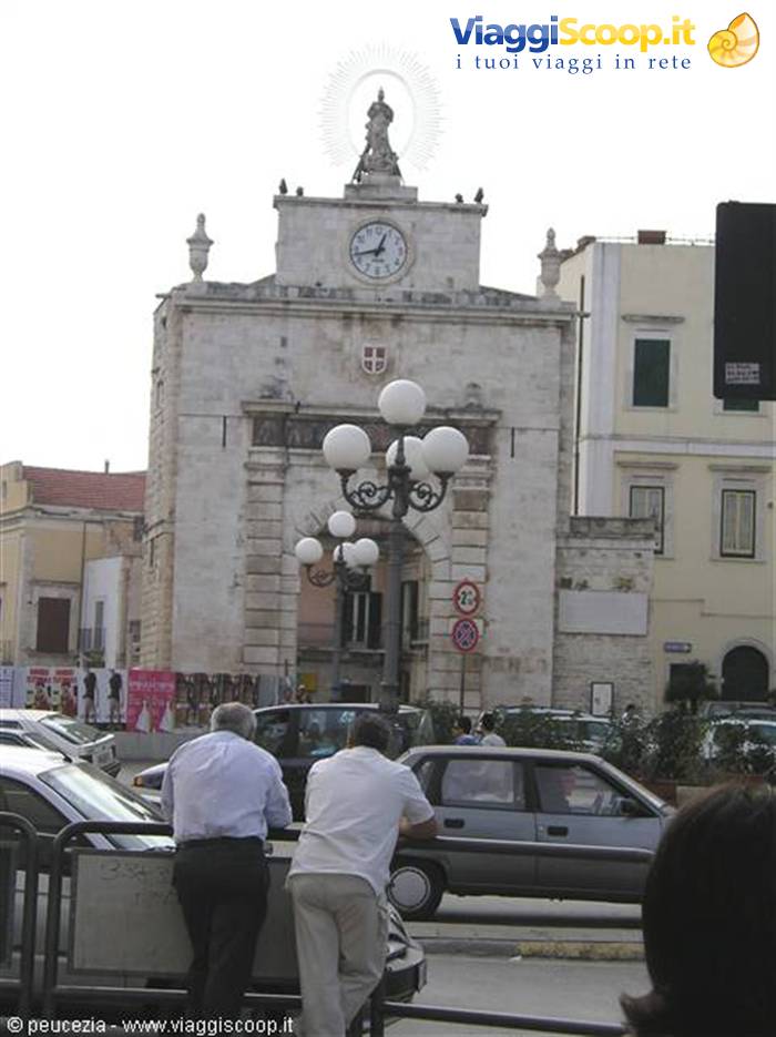 ingresso alla zona vecchia di Bitonto