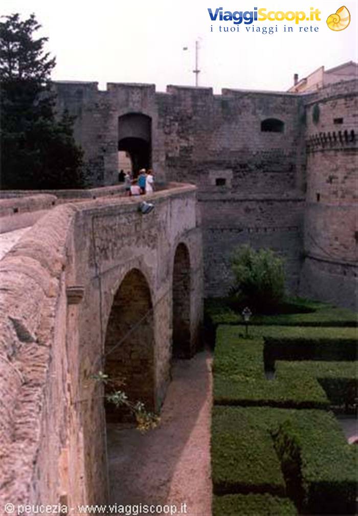 interno del castello a Taranto
