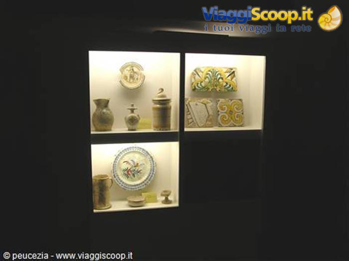ceramiche rinvenute nei sotterranei del convento di Bitetto