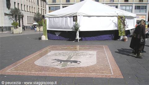 lo stemma di Lecce