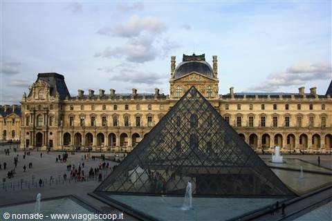 il louvre