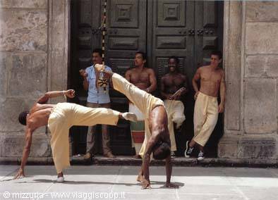 capoeira no pelorinho(citta vecchia)