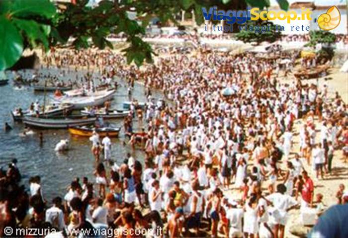 02 di febbraio(rio vermelho festa della dea del mare)JEMANJA