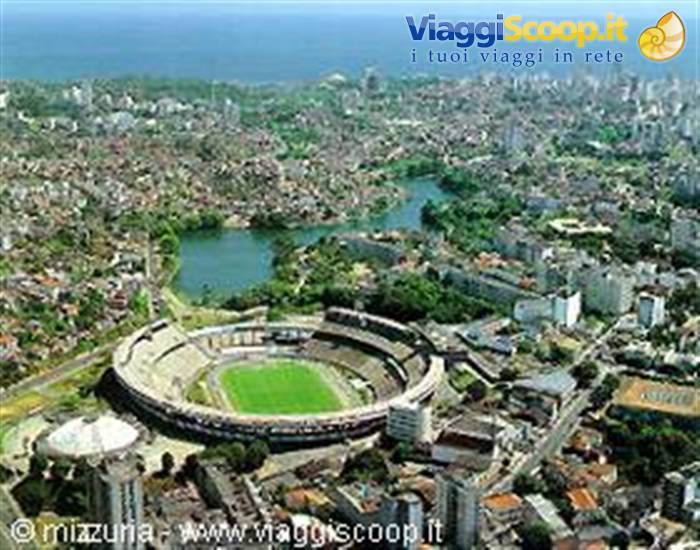 vista dello stadio e citta