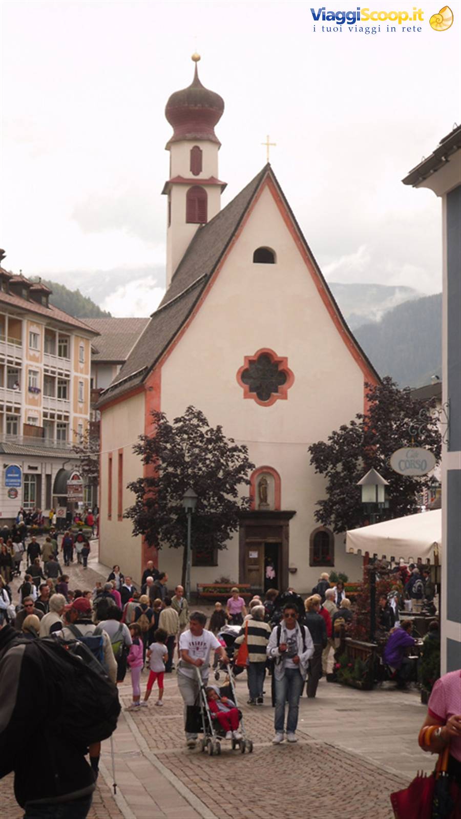 Ortisei chiesa