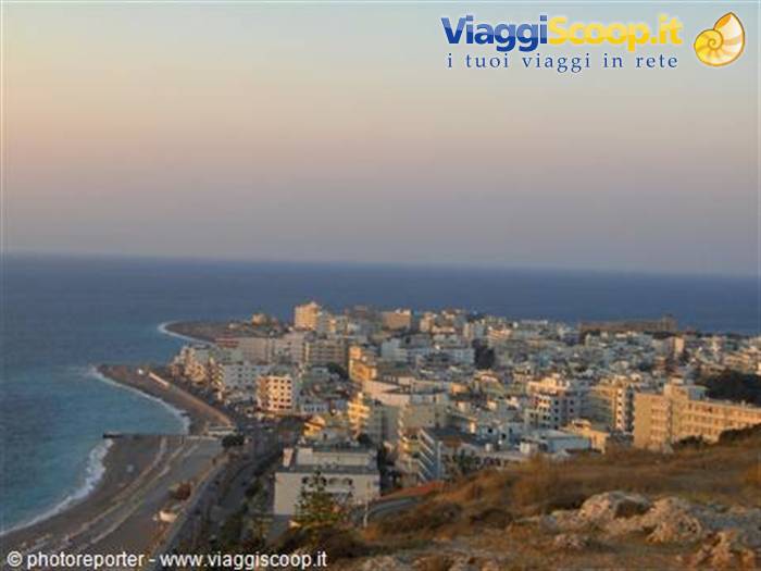 La Punta di Rhodos al Tramonto