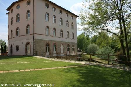 Vacanza in Toscana. L'Hotel Certaldo in Toscana nel cuore del Chianti.Un antico mulino del 1500