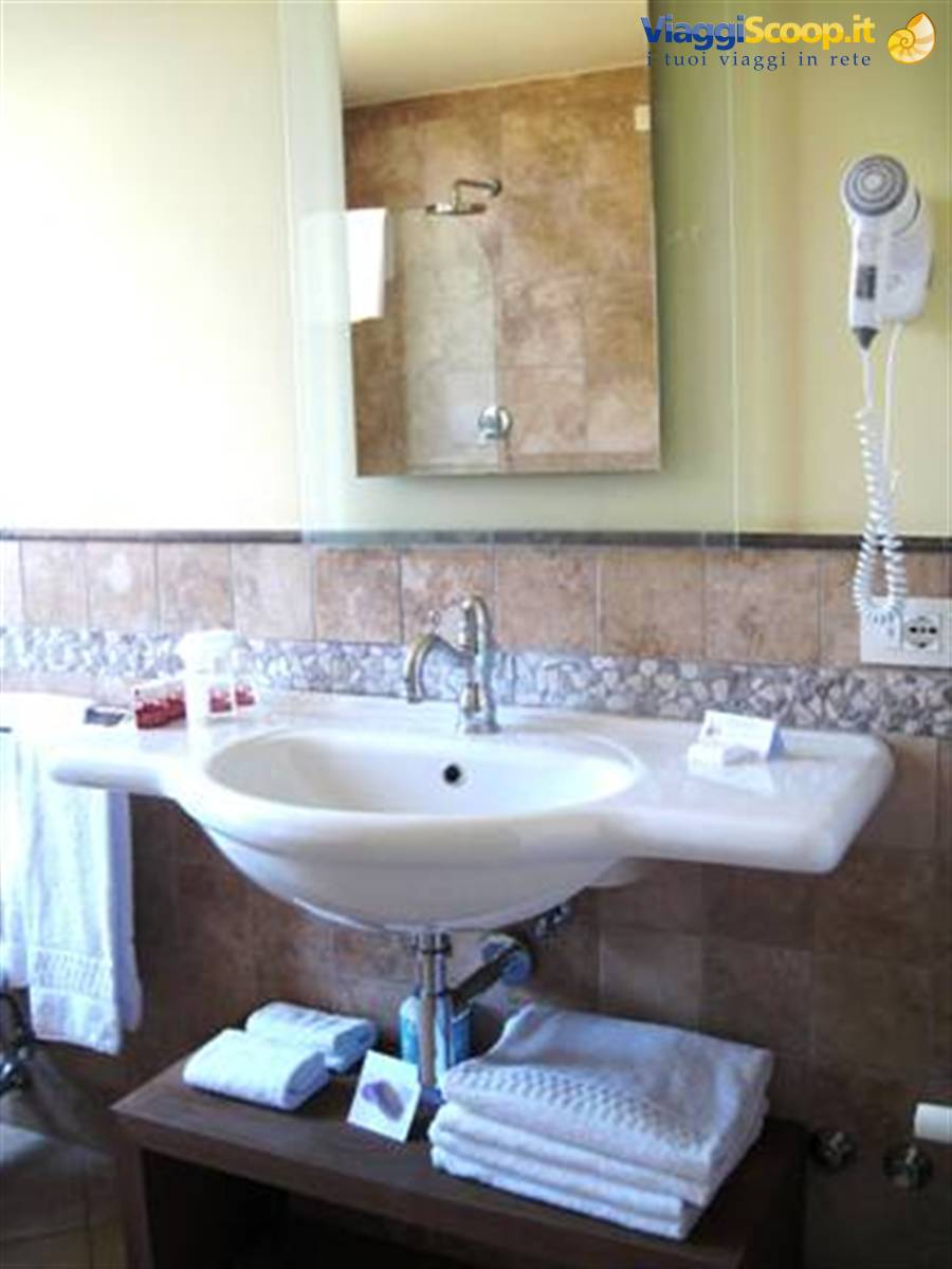 Vacanza in Toscana. L'Hotel Certaldo in Toscana nel cuore del Chianti.Un antico mulino del 1500