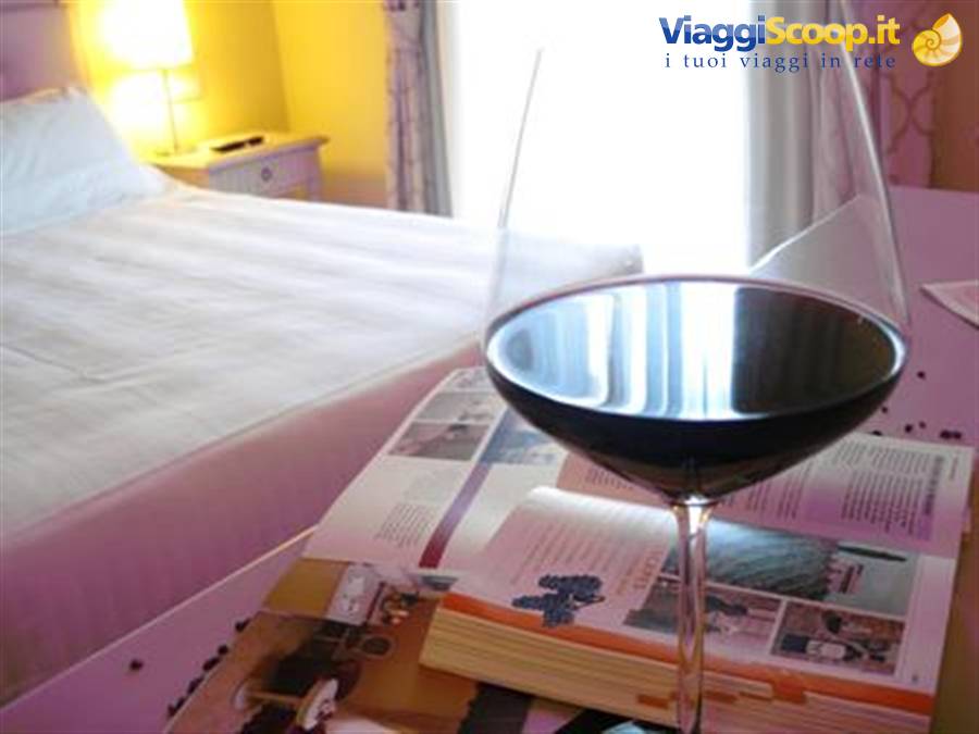 Vacanza in Toscana. L'Hotel Certaldo in Toscana nel cuore del Chianti.Un antico mulino del 1500
