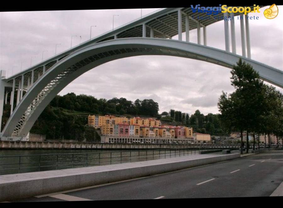 Vila Nova de Gaia ponte Arràbida