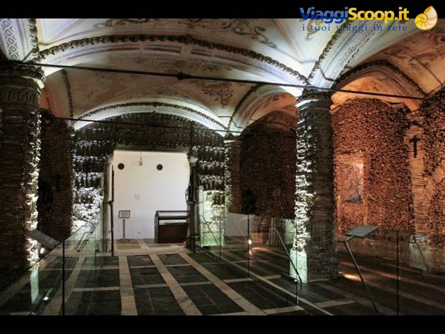 Evora Capela dos Ossos