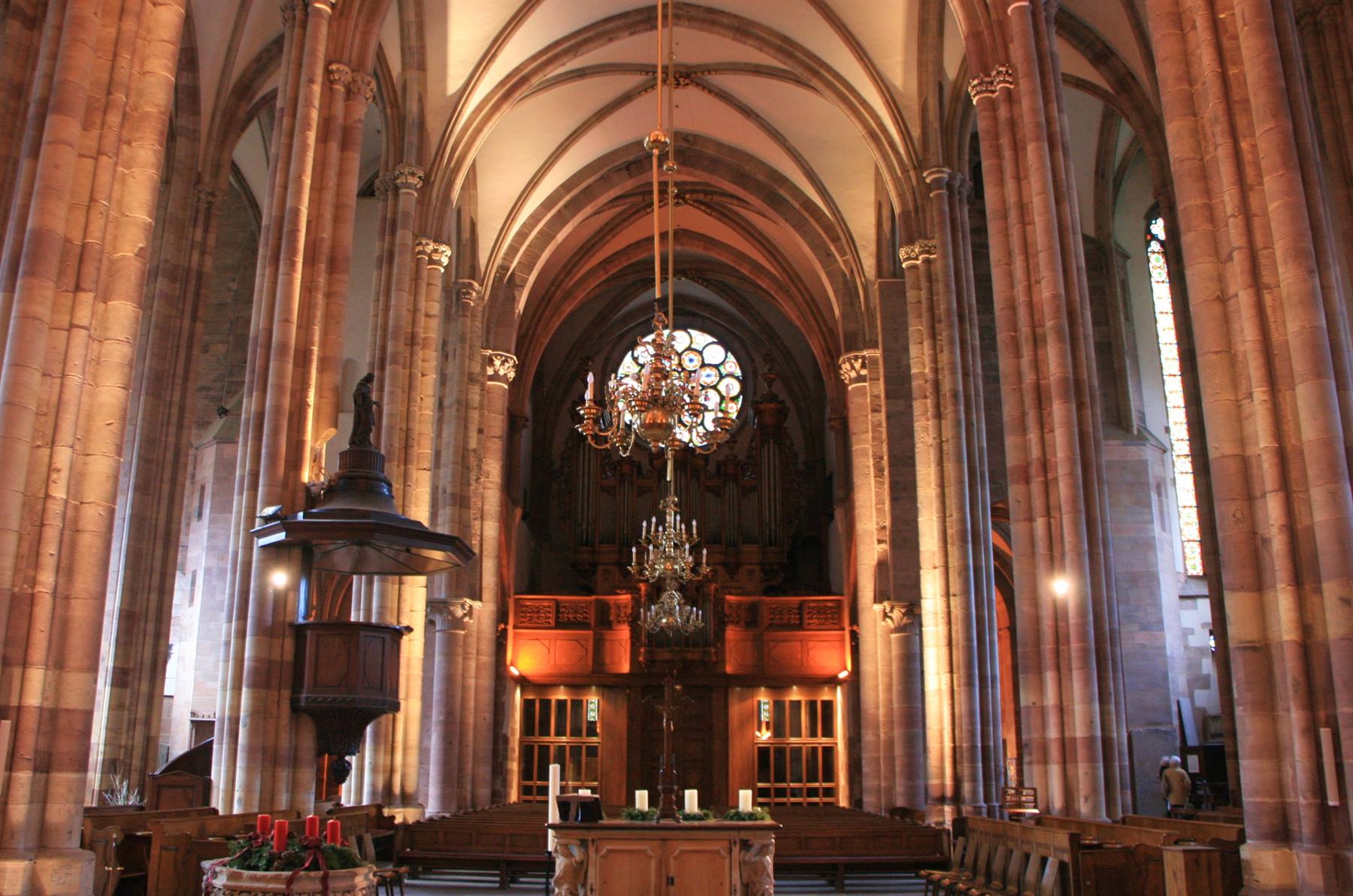 Strasburgo interno chiesa Saint Thomas
