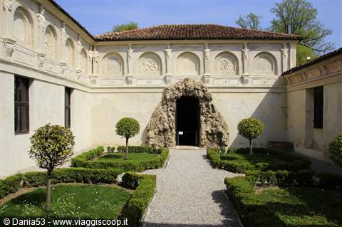 Giardini segreto Palazzo Te -Mantova