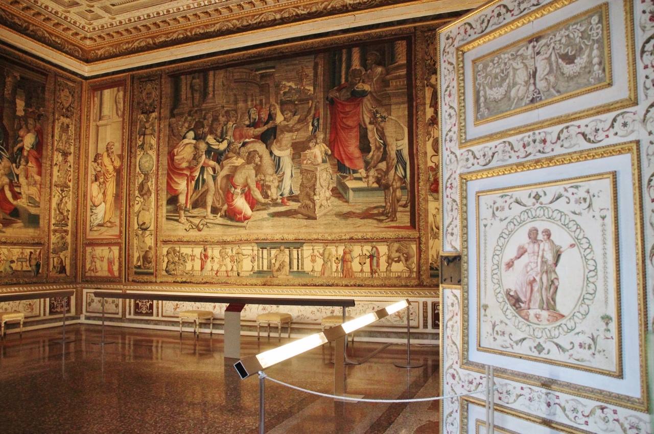 Sala degli Arazzi Palazzo Ducale-Mantova