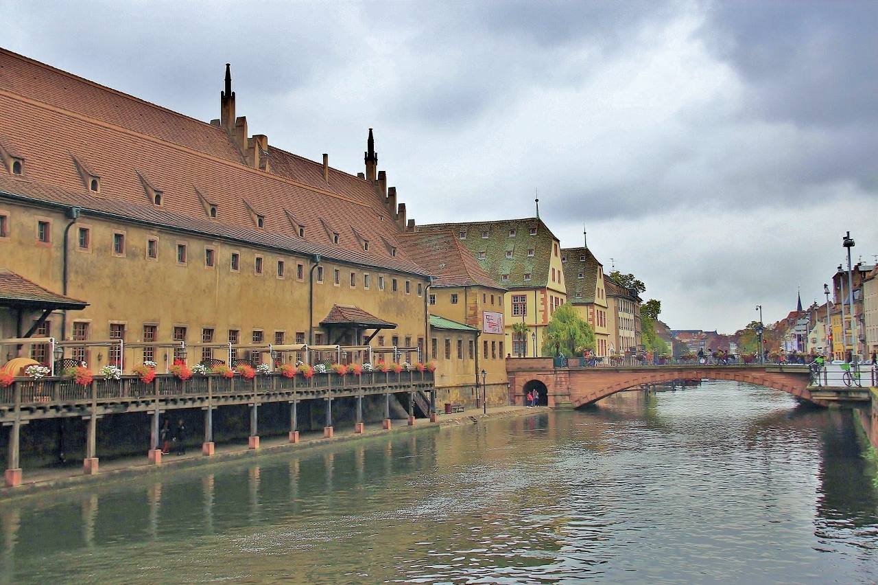 Strasburgp- Pont  de Corbeau