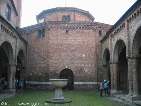 Cortile di Pilato in S. Stefano