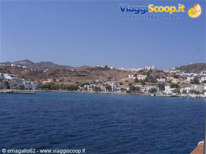 Un salto all'isola vicina di Kimolos