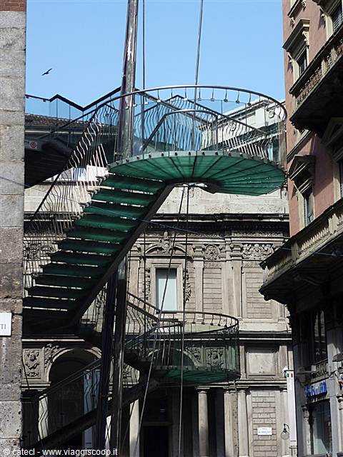 Dietro il Palazzo della Ragione
