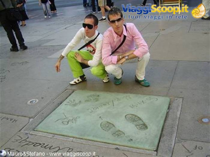 Mauro e Stefano davanti al Chinese Theatre