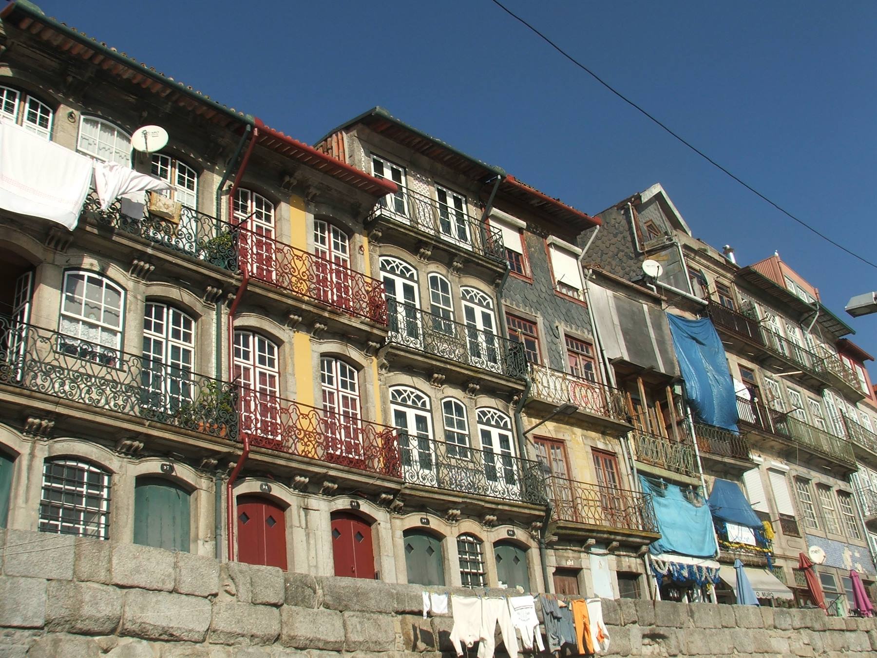 La Ribeira, particolari