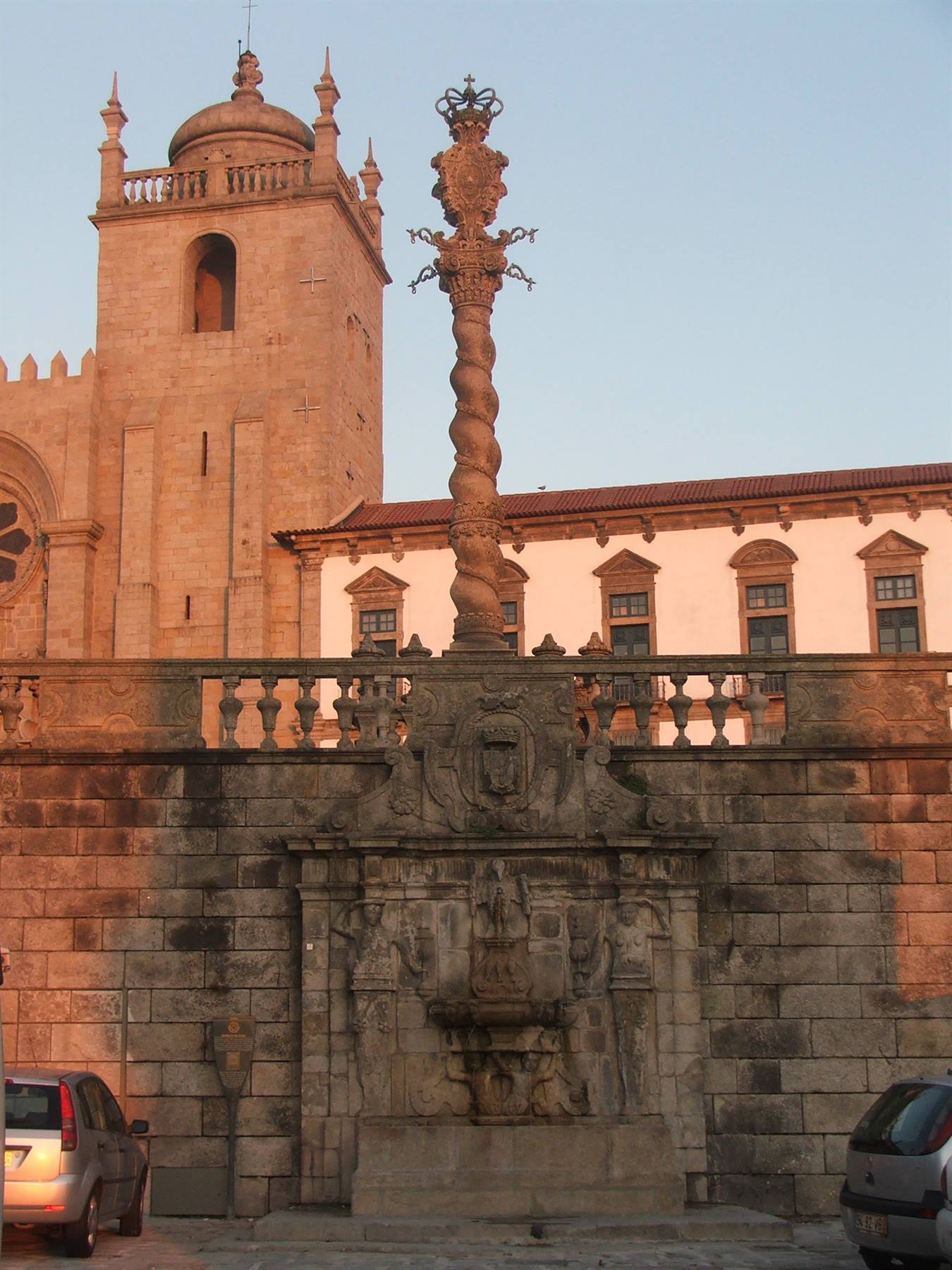 La Cattedrale e la Gogna