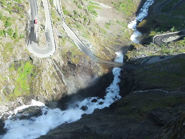 Dal Trollstiggen