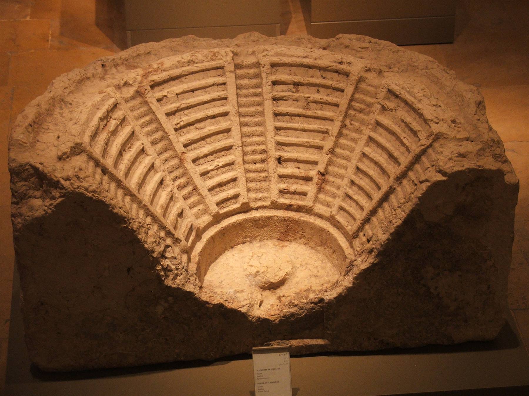 Museo Nazionale.Miniatura di anfiteatro.