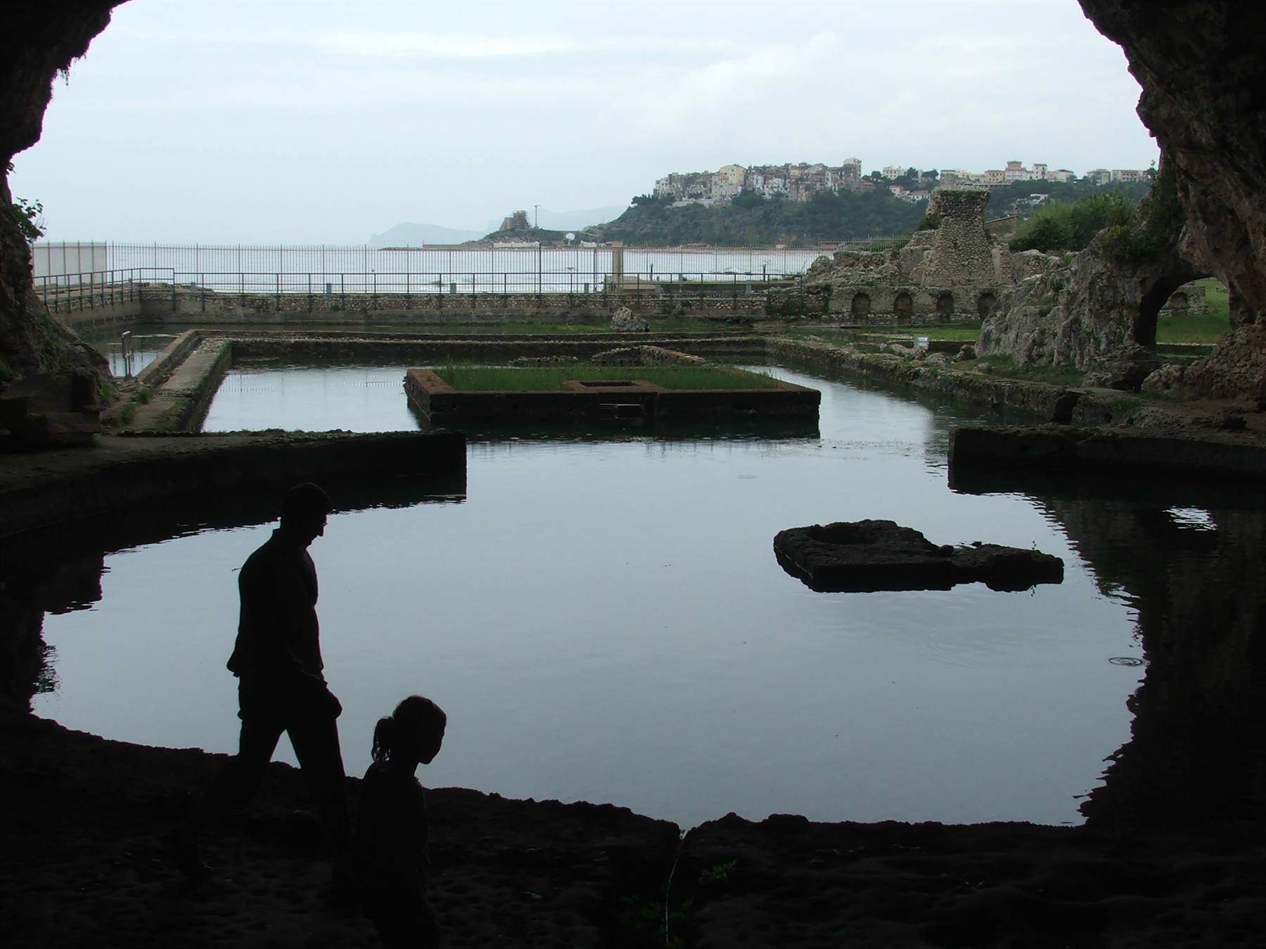 Sperlonga,stabulario pesce,Villa di Tiberio