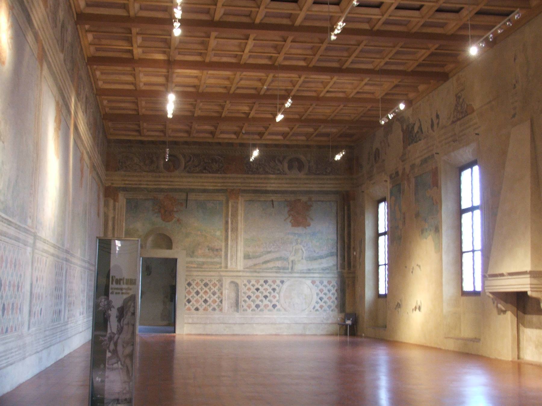 Palzzo dei Pio, interni