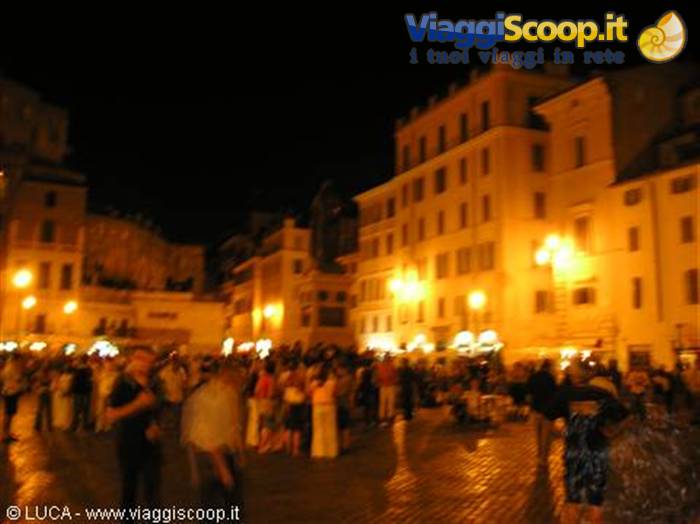 Campo de' Fiori di notte...