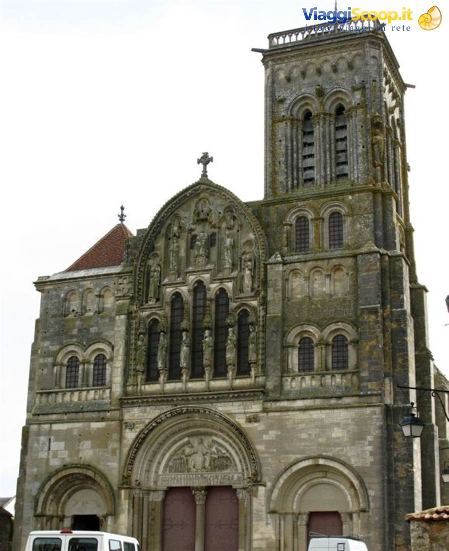 Vezelay - basilica