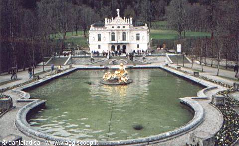 Linderhof esterno